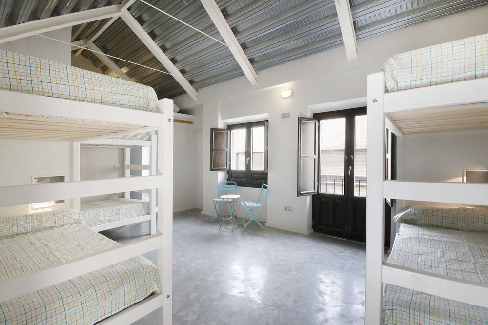 Lemon Rock Hostel Гранада Екстериор снимка