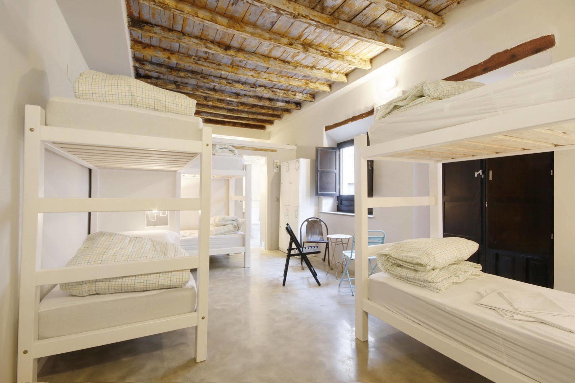Lemon Rock Hostel Гранада Екстериор снимка