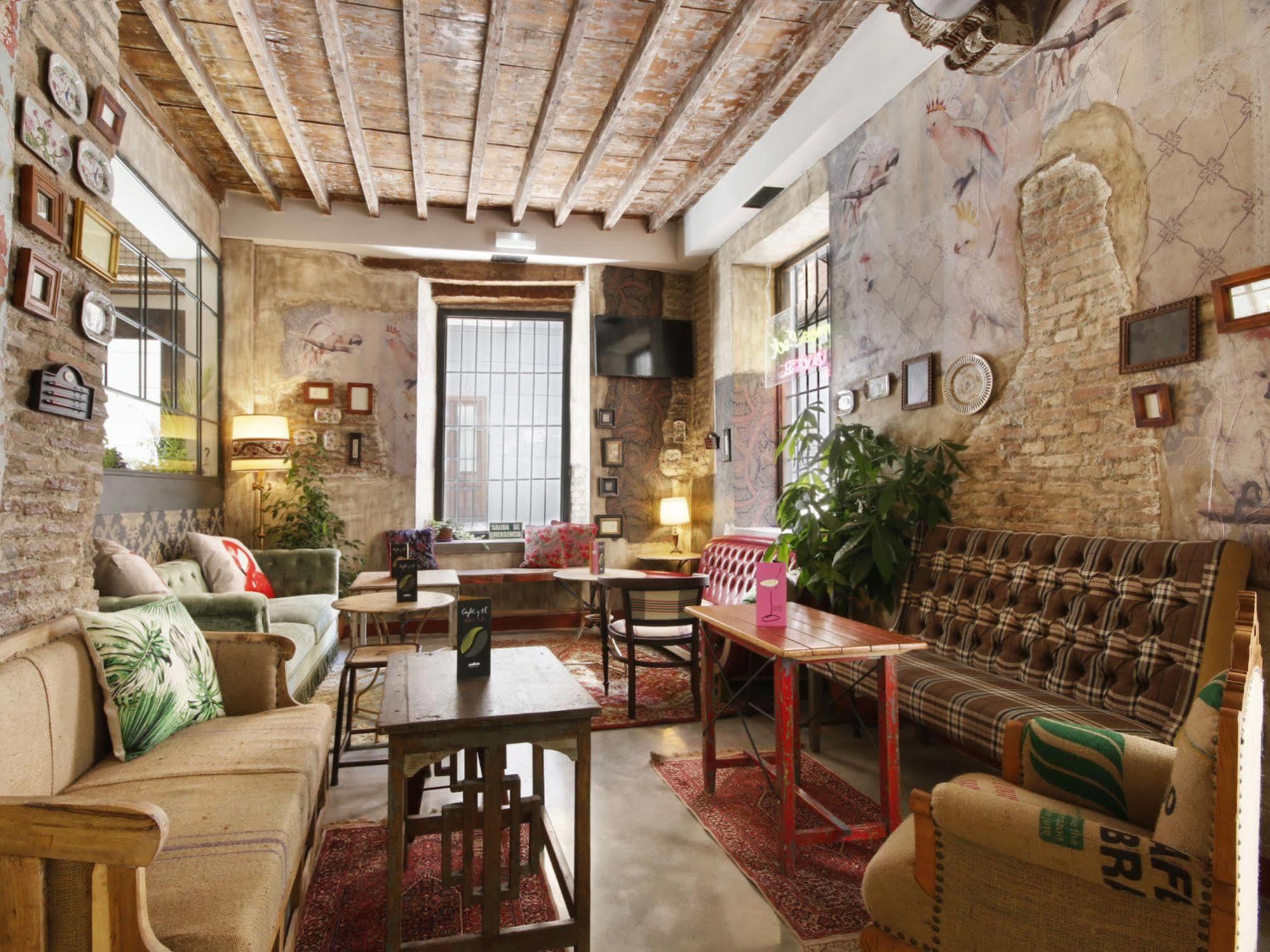 Lemon Rock Hostel Гранада Екстериор снимка
